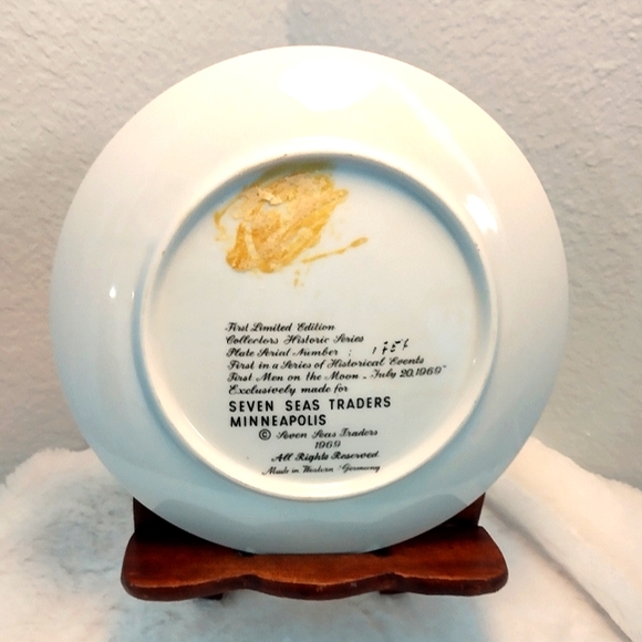 Vintage 1969 Moon Landing Commemorative Plate Seven Seas Traders - Picture 4 of 7